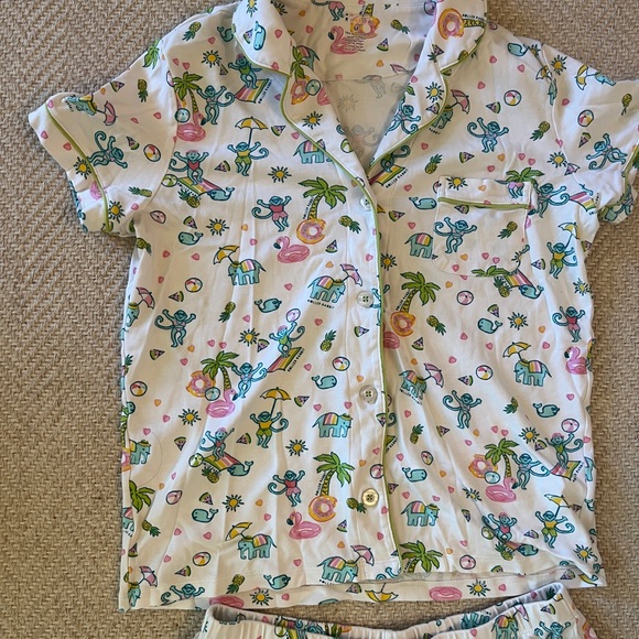 Roller Rabbit Pajama Set - Picture 4 of 6